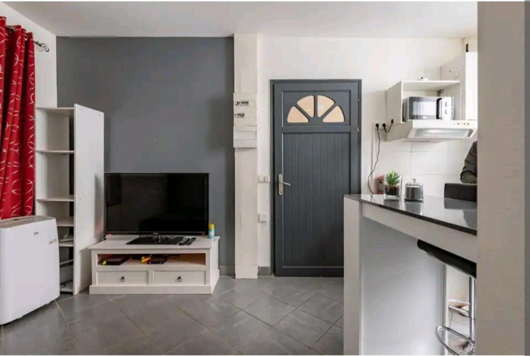 Апартаменти Studio Montelimar Cosy, Calme, Netflix +Wifi Екстер'єр фото